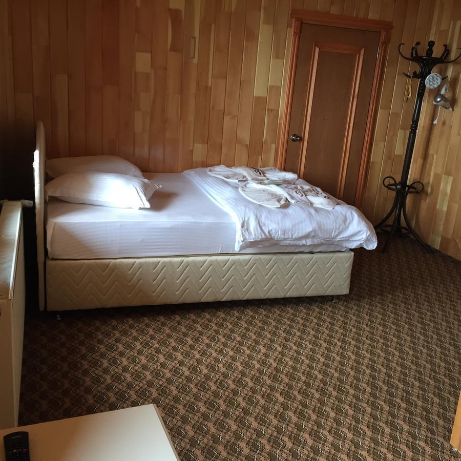 Aymeydani Hotel Caykara Buitenkant foto